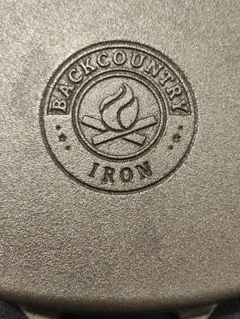 Backcountry Iron Cast Iron 8" Medium Square Grill Pan W/Assist Handle - Seasoned - Picture 5 of 12